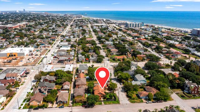 2526 46th Street, Galveston, TX 77551