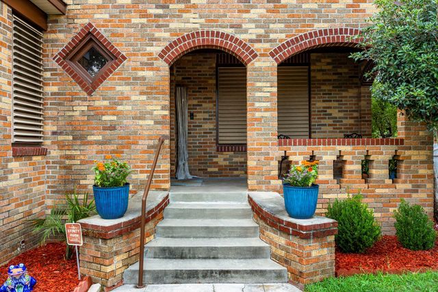2526 46th Street, Galveston, TX 77551