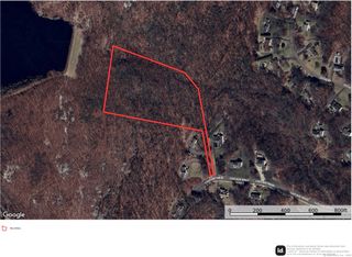 160 Cascade Ridge, Southington, CT 06489