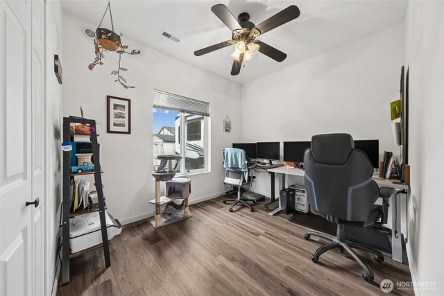 15207 87th Street Ct E, Puyallup, WA 98372