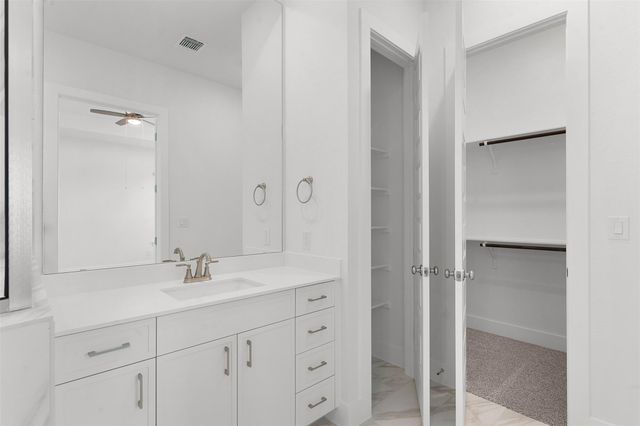 205 West Faulkner ST, Liberty Hill, TX 78642