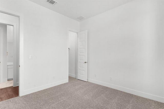 205 West Faulkner ST, Liberty Hill, TX 78642