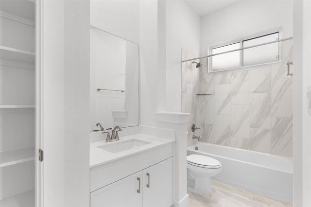 205 West Faulkner ST, Liberty Hill, TX 78642