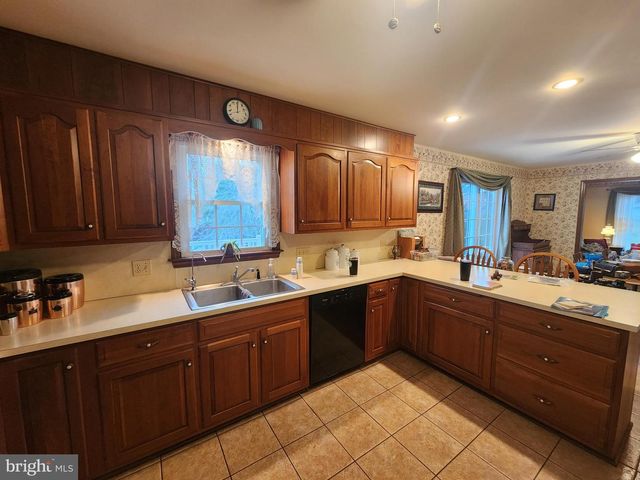 2130 W MAIN ST, Ephrata, PA 17522