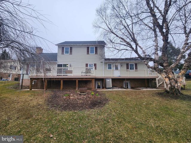 2130 W MAIN ST, Ephrata, PA 17522