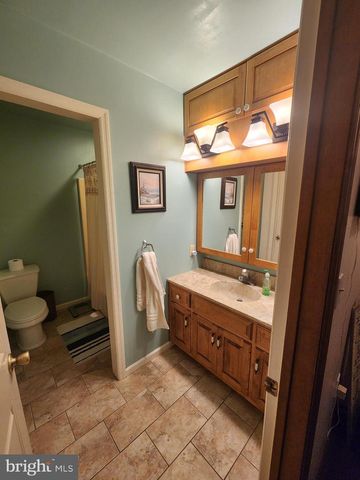 2130 W MAIN ST, Ephrata, PA 17522