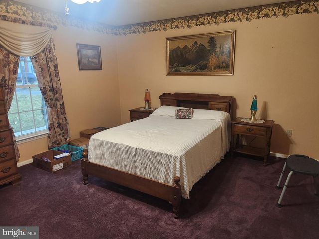 2130 W MAIN ST, Ephrata, PA 17522