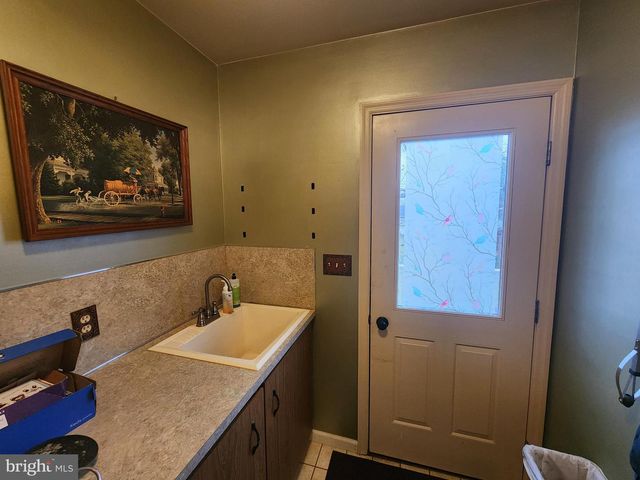 2130 W MAIN ST, Ephrata, PA 17522