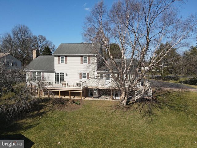 2130 W MAIN ST, Ephrata, PA 17522