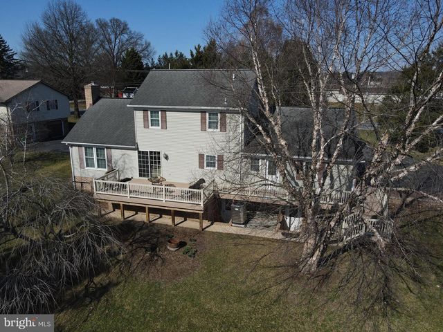 2130 W MAIN ST, Ephrata, PA 17522