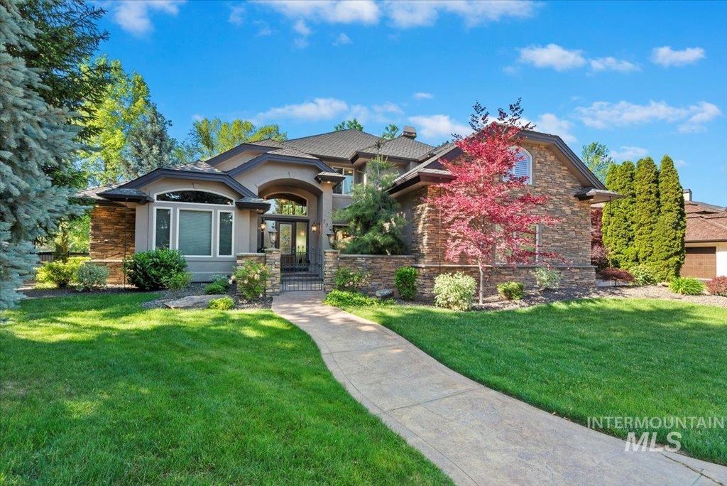 725 E River Quarry Dr, Eagle, ID 83616