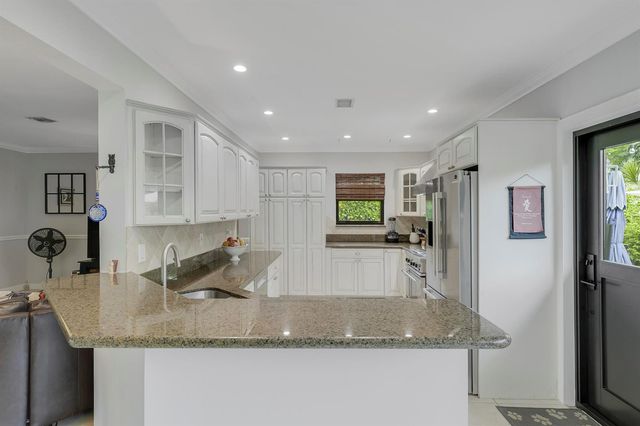 109 NE 17th Street, Delray Beach, FL 33444