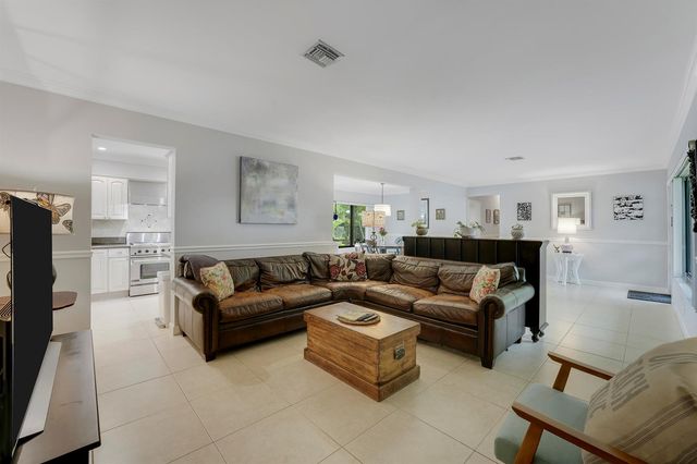 109 NE 17th Street, Delray Beach, FL 33444