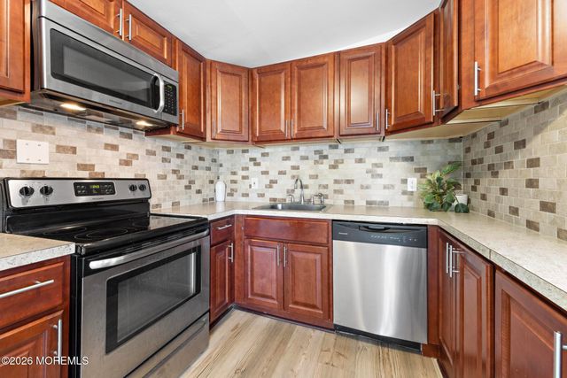 26 Daddy Tucker Drive, Little Egg Harbor, NJ 08087