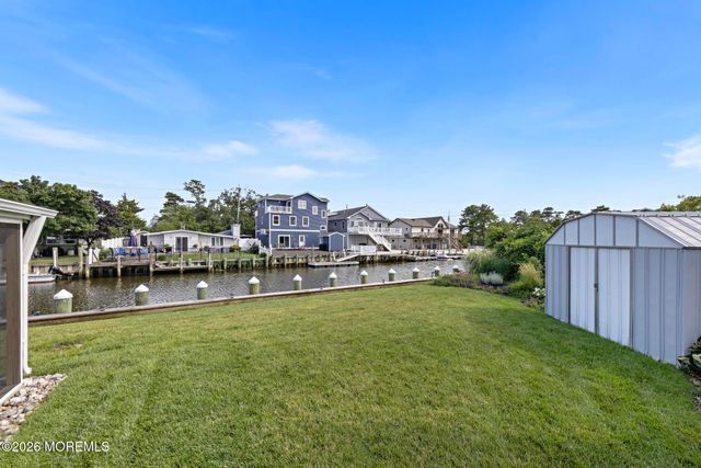 26 Daddy Tucker Drive, Little Egg Harbor, NJ 08087
