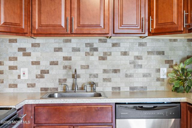 26 Daddy Tucker Drive, Little Egg Harbor, NJ 08087