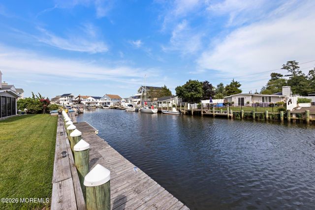 26 Daddy Tucker Drive, Little Egg Harbor, NJ 08087