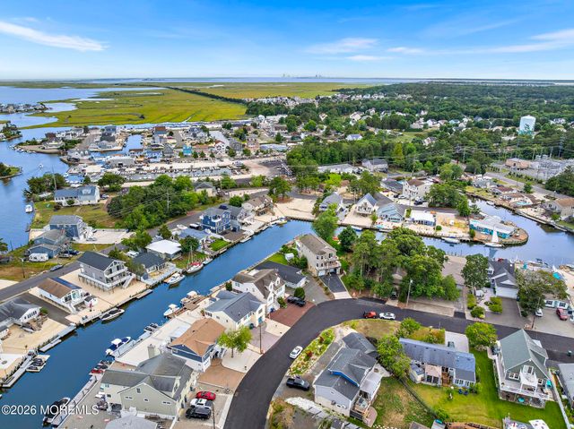 26 Daddy Tucker Drive, Little Egg Harbor, NJ 08087