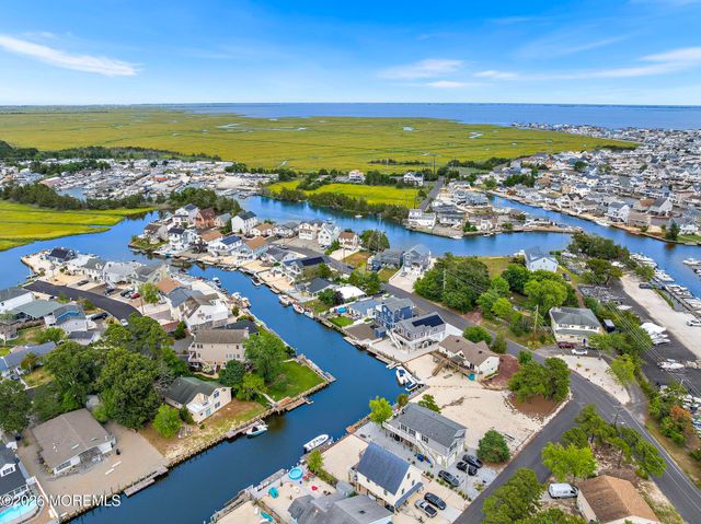 26 Daddy Tucker Drive, Little Egg Harbor, NJ 08087
