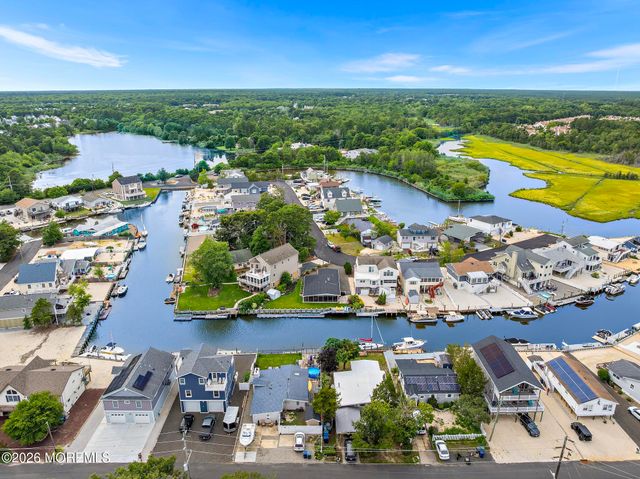 26 Daddy Tucker Drive, Little Egg Harbor, NJ 08087