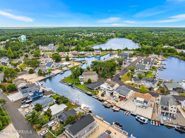 26 Daddy Tucker Drive, Little Egg Harbor, NJ 08087