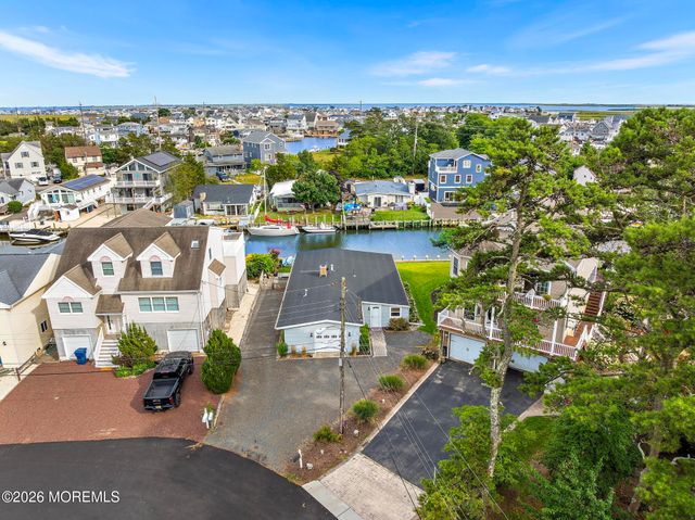 26 Daddy Tucker Drive, Little Egg Harbor, NJ 08087