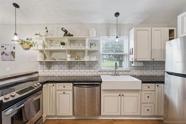 875 W LYMAN AVENUE, Winter Park, FL 32789