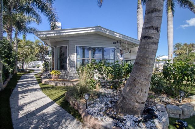 322 10TH AVENUE, Indian Rocks Beach, FL 33785