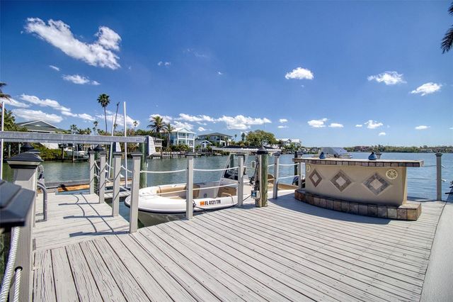 322 10TH AVENUE, Indian Rocks Beach, FL 33785