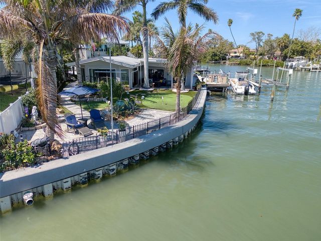 322 10TH AVENUE, Indian Rocks Beach, FL 33785