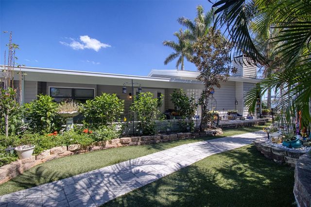 322 10TH AVENUE, Indian Rocks Beach, FL 33785