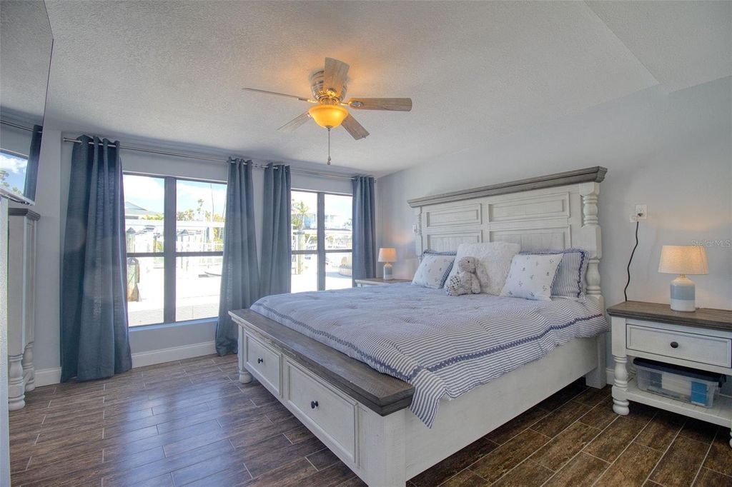 Image 28 of property listing at 322 10TH AVENUE, Indian Rocks Beach, FL 33785