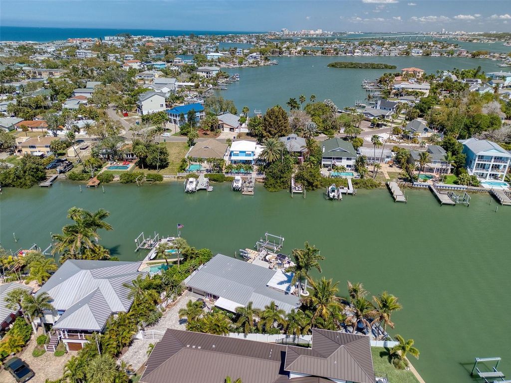 Image 58 of property listing at 322 10TH AVENUE, Indian Rocks Beach, FL 33785