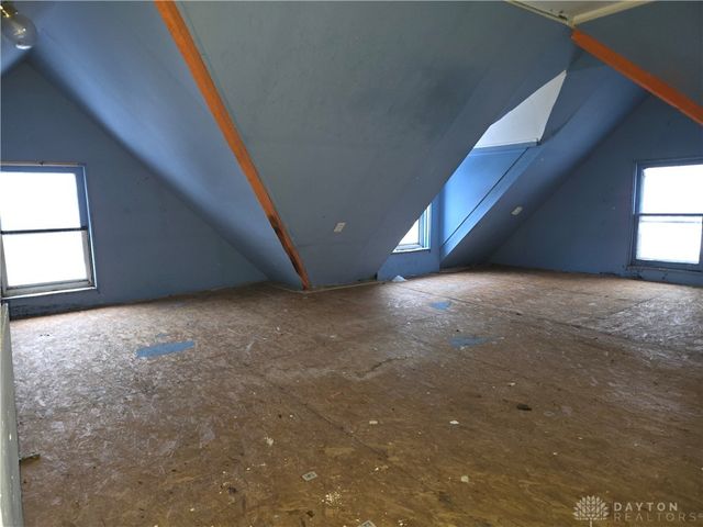 727 W High Street, Springfield, OH 45506