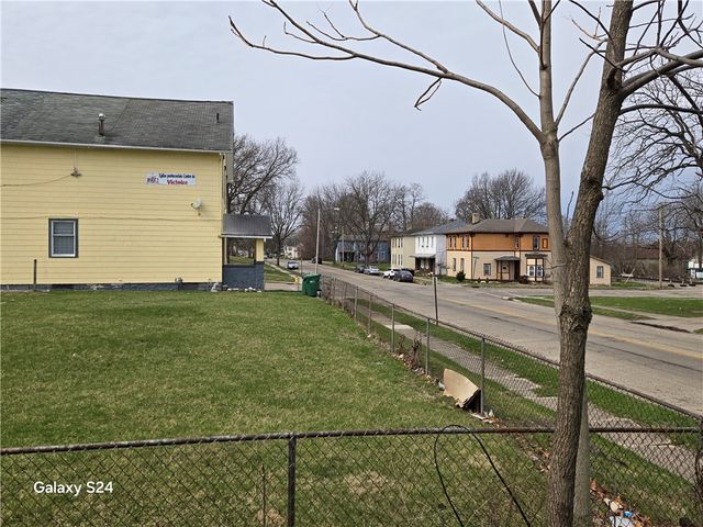 727 W High Street, Springfield, OH 45506