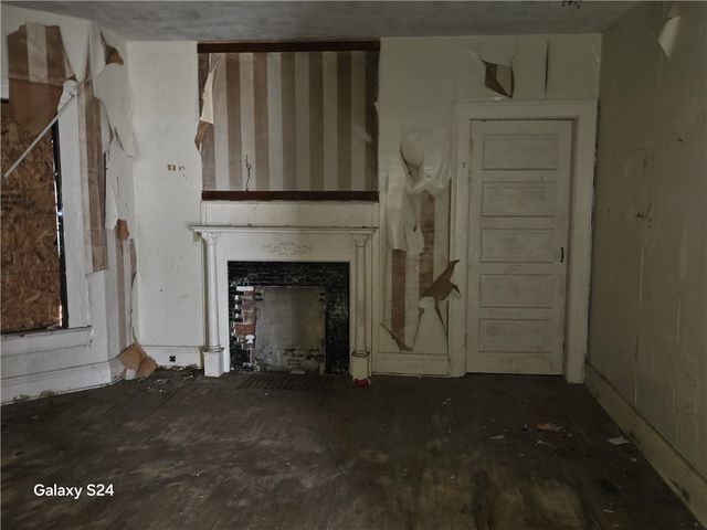 727 W High Street, Springfield, OH 45506