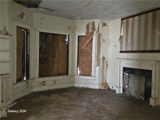 727 W High Street, Springfield, OH 45506