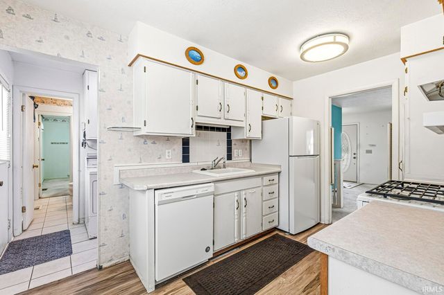 1831 Kenilworth Drive, Elkhart, IN 46514