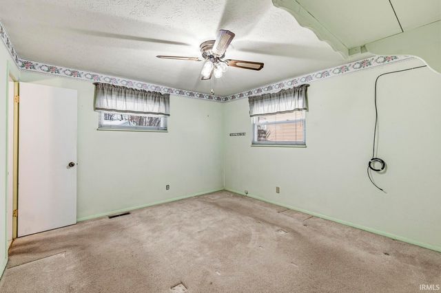 1831 Kenilworth Drive, Elkhart, IN 46514