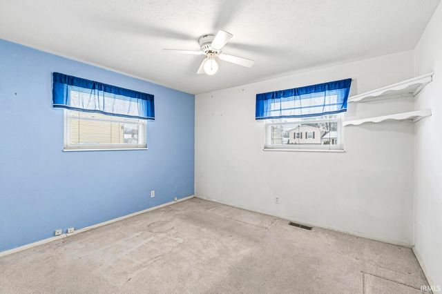 1831 Kenilworth Drive, Elkhart, IN 46514