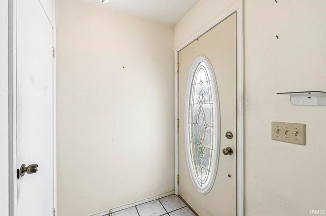 1831 Kenilworth Drive, Elkhart, IN 46514