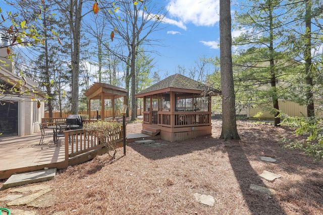 291 Glen Village Court, Powell, OH 43065