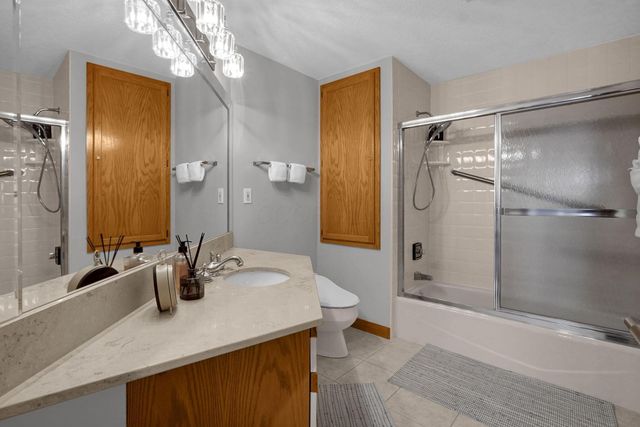 291 Glen Village Court, Powell, OH 43065