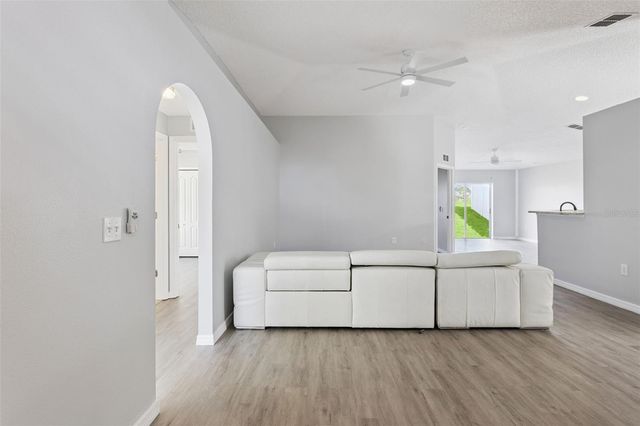 237 CURTIS AVENUE, Groveland, FL 34736