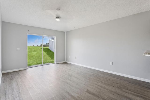 237 CURTIS AVENUE, Groveland, FL 34736