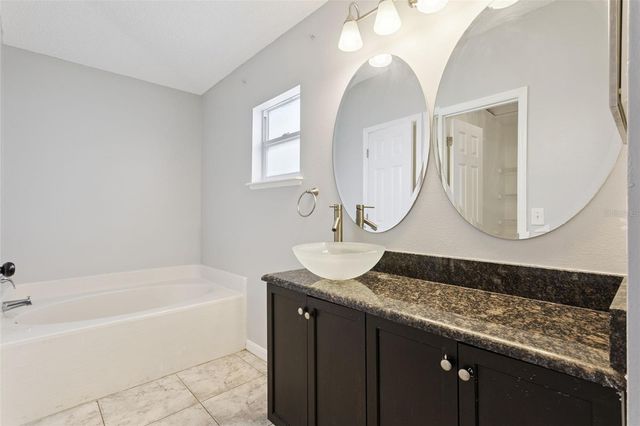 237 CURTIS AVENUE, Groveland, FL 34736