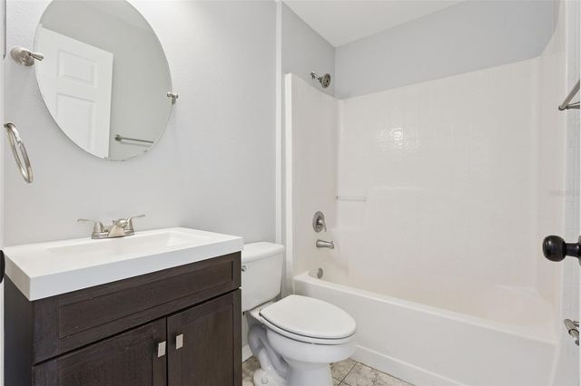 237 CURTIS AVENUE, Groveland, FL 34736