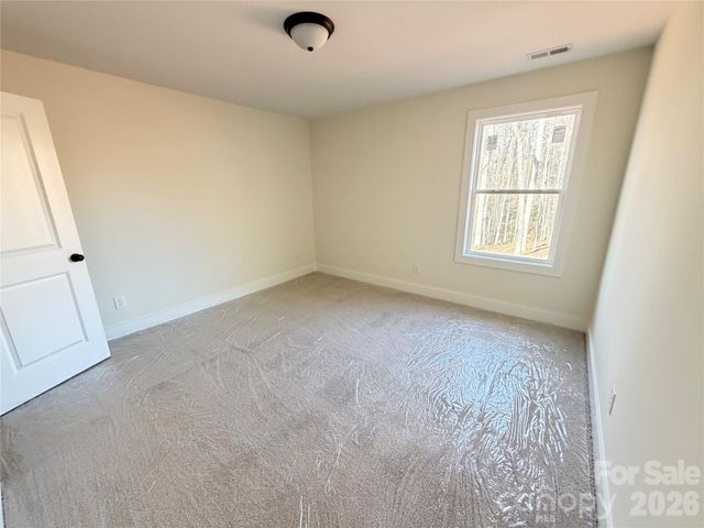 1211 Summerhill Street SW, Lenoir, NC 28645