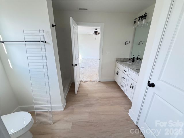 1211 Summerhill Street SW, Lenoir, NC 28645