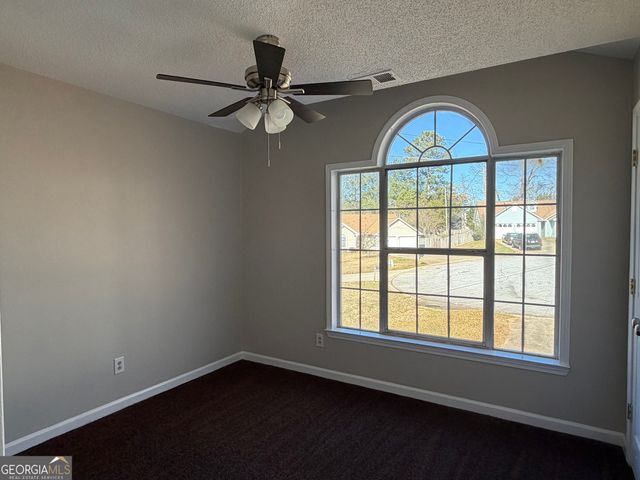 11147 Lenox Drive, Hampton, GA 30228